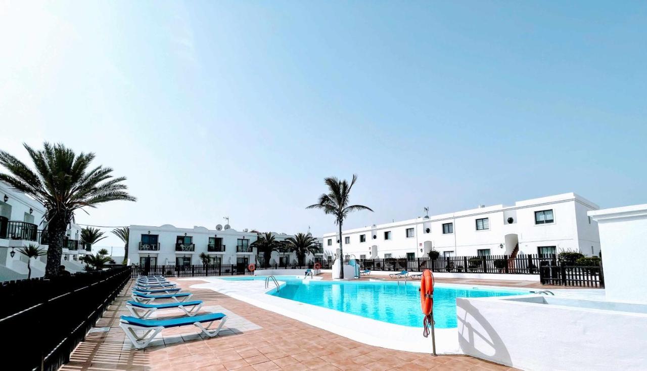 Armonia Pool View & Wi-Fi By Irent Fuerteventura Apartment Corralejo Exterior photo