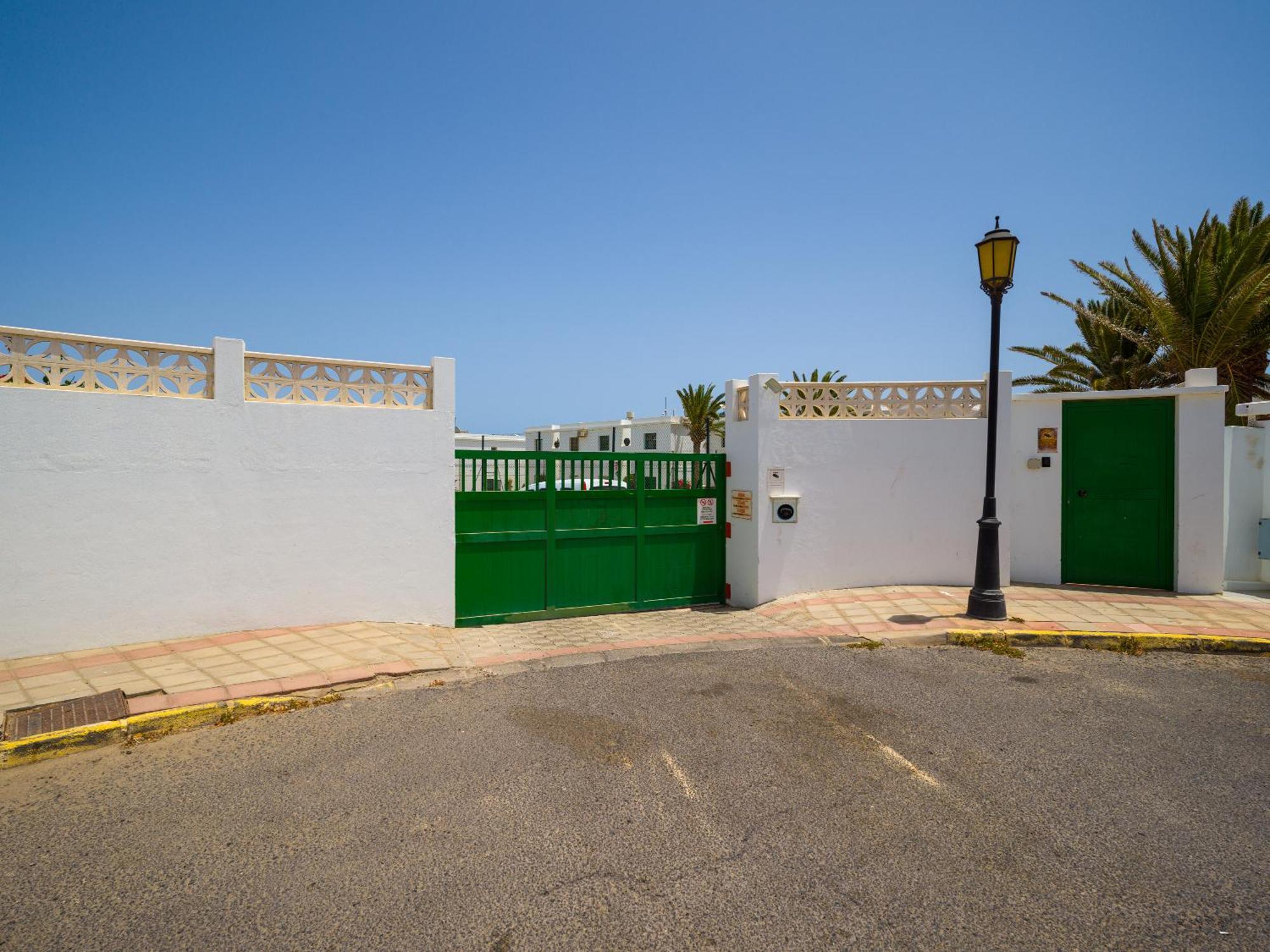 Armonia Pool View & Wi-Fi By Irent Fuerteventura Apartment Corralejo Exterior photo