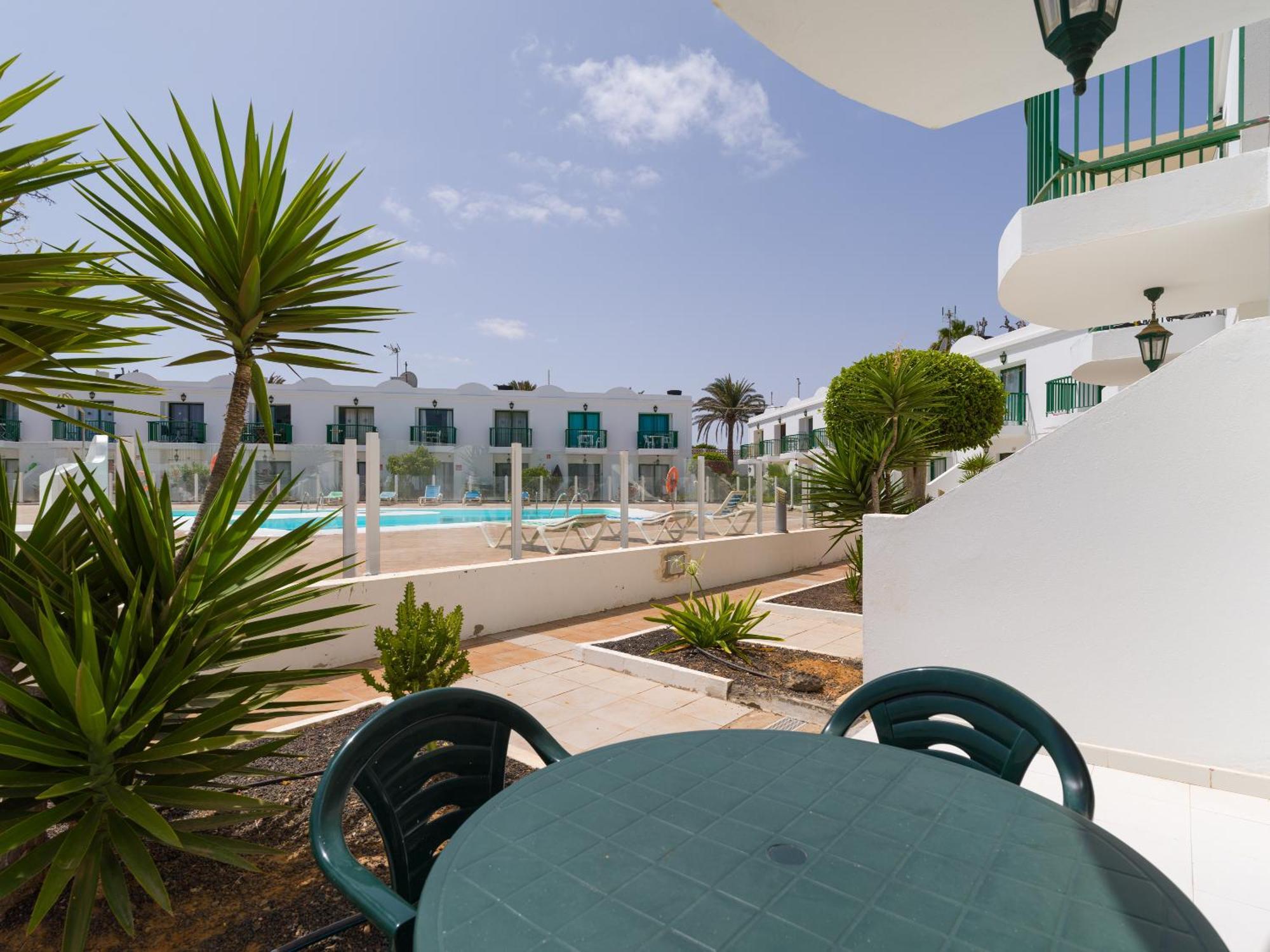 Armonia Pool View & Wi-Fi By Irent Fuerteventura Apartment Corralejo Exterior photo